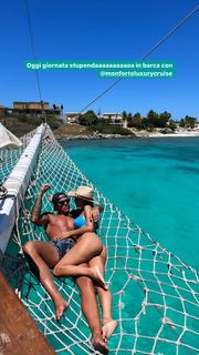 Giorgia Crivello feet photo thumbnail