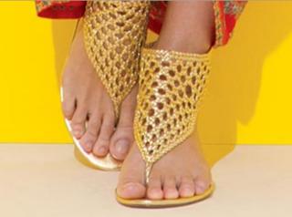 Paige Butcher feet photo thumbnail