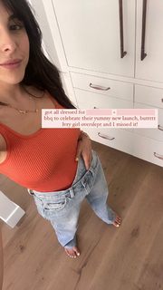 Daniella Monet feet photo thumbnail