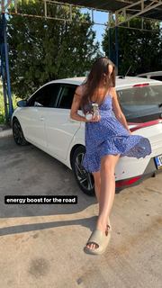 Sinem Özgür feet photo 1