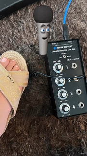 Kate Hudson feet photo thumbnail