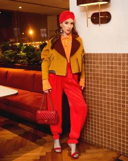 Natalia Oreiro feet photo thumbnail