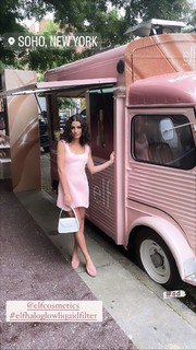 Lea Michele feet photo thumbnail
