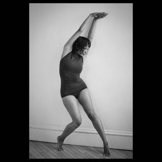Kat Graham feet photo thumbnail