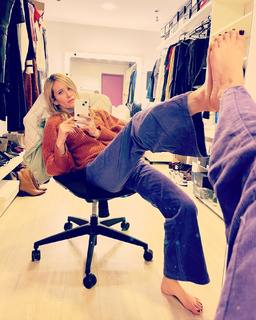 Julieta Prandi feet photo thumbnail