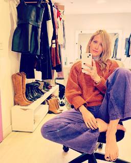 Julieta Prandi feet photo thumbnail
