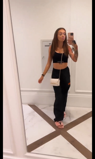 Victoria Waldrip feet photo thumbnail