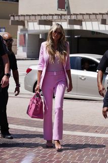 Heidi Klum feet photo thumbnail