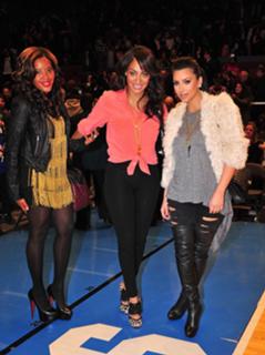 La La Anthony feet photo thumbnail