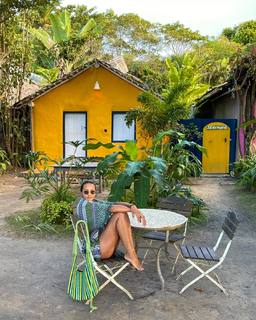 Lais Ribeiro feet photo thumbnail