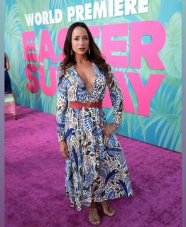 Dania Ramirez feet photo thumbnail