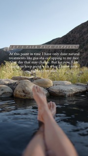 Nikki Reed feet photo thumbnail