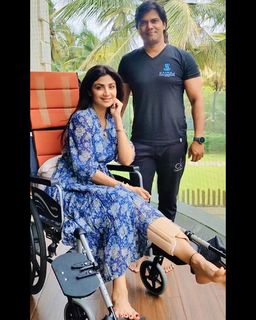 Shilpa Shetty Kundra feet photo thumbnail