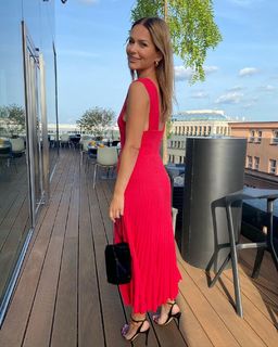Paulina Sykut feet photo thumbnail