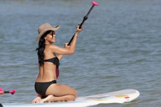 Rihanna feet photo thumbnail