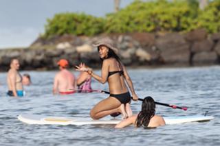 Rihanna feet photo thumbnail