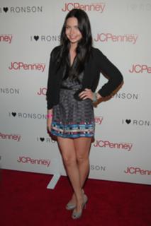 Daveigh Chase feet photo 4