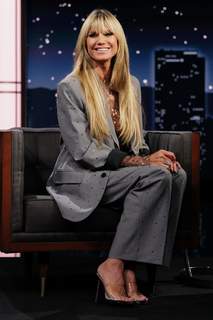 Heidi Klum feet photo thumbnail