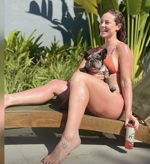 Paolla Oliveira feet photo thumbnail