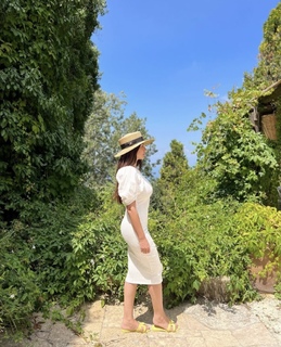 Dorra Zarrouk feet photo thumbnail