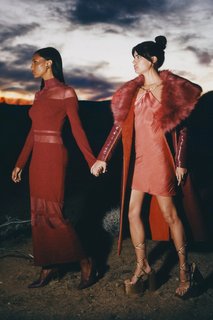Sara Sampaio feet photo thumbnail