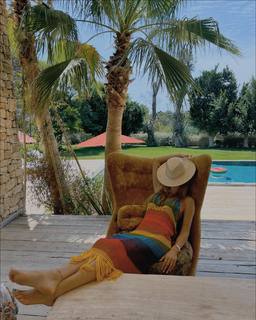 Seyma Subasi feet photo thumbnail