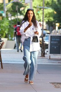 Maya Jama feet photo thumbnail