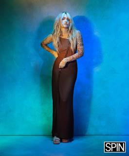 Paris Jackson feet photo thumbnail