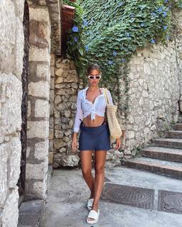 Kara Del Toro feet photo thumbnail