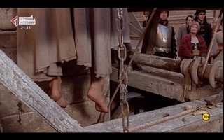 Anna Safroncik feet photo thumbnail