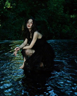 Angelababy feet photo thumbnail