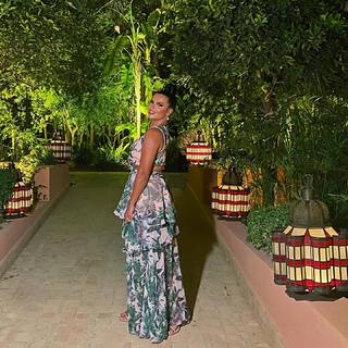Joy Taylor feet photo thumbnail