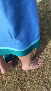 Carla Diaz feet photo thumbnail