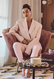 Giovanna Lancellotti feet photo thumbnail