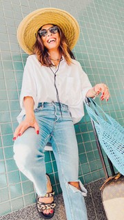 Juliana Paes feet photo thumbnail