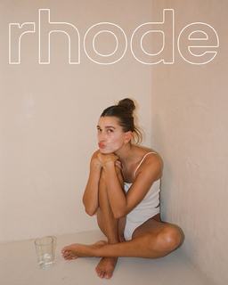 Hailey Bieber feet photo thumbnail