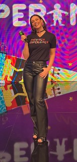 Paolla Oliveira feet photo thumbnail