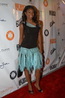 Gabrielle Union feet photo thumbnail