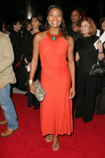 Gabrielle Union feet photo thumbnail