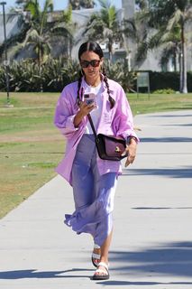 Jessica Alba feet photo thumbnail