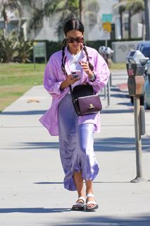Jessica Alba feet photo thumbnail