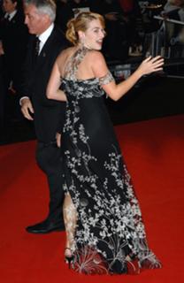 Kate Winslet feet photo thumbnail