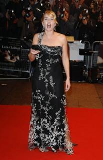 Kate Winslet feet photo thumbnail