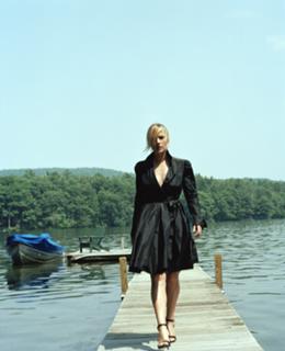 Kate Winslet feet photo thumbnail
