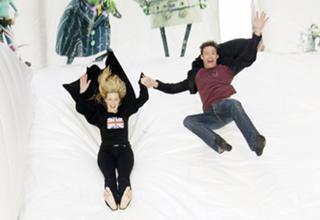 Kate Winslet feet photo thumbnail