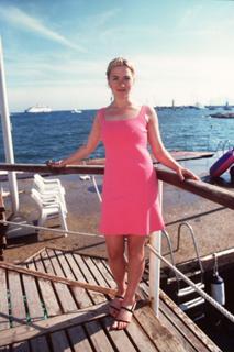 Kate Winslet feet photo thumbnail