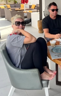 Daniela Katzenberger feet photo thumbnail