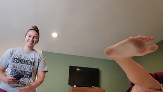 Rachel Ballinger feet photo thumbnail
