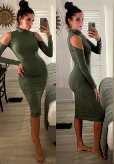 Valentina Vignali feet photo thumbnail