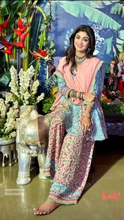 Shilpa Shetty Kundra feet photo thumbnail